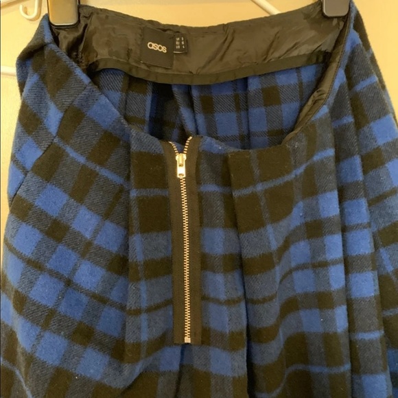 ASOS winter skirt - Picture 3 of 3